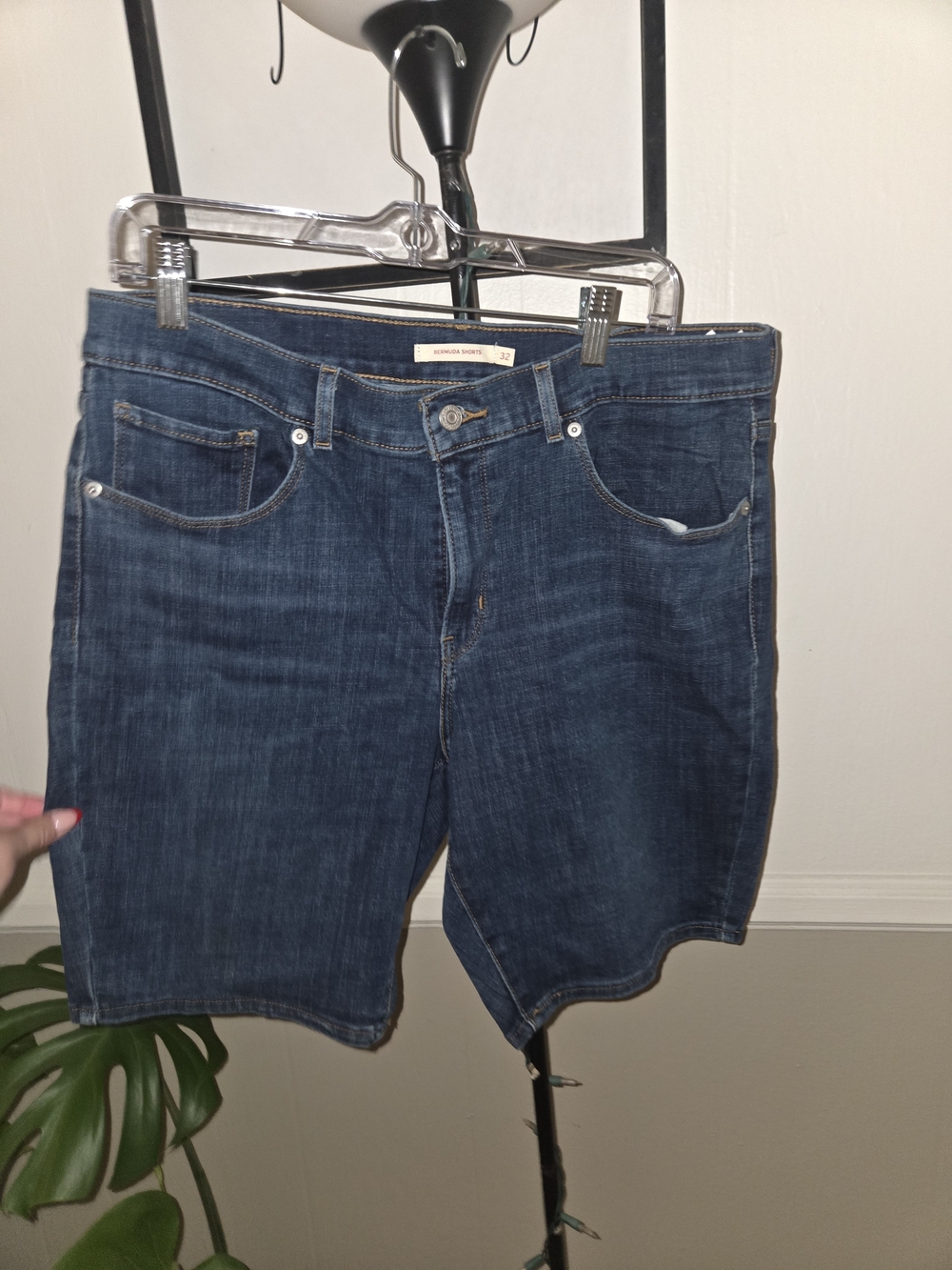 Levi's Dark Blue Denim Women's Bermuda Shorts
